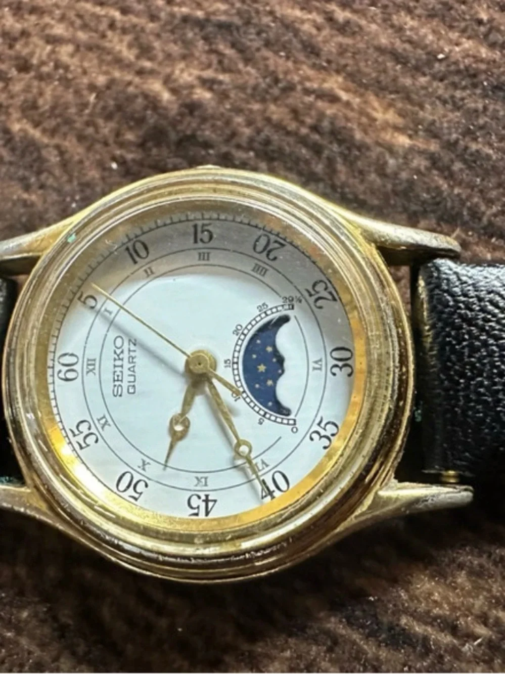 Seiko Moon Phase Watch Women 24mm White Dial Gold Tone 4K22-0050 Vintage